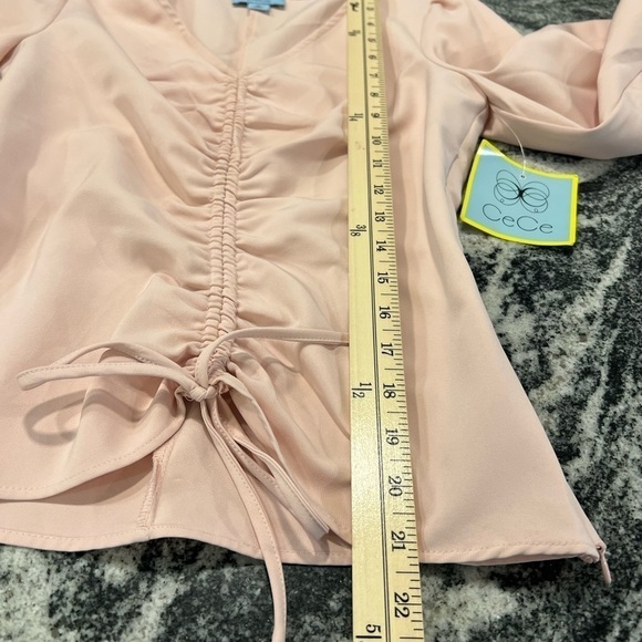 CECE blush fitted ruched in the middle blouse with oversized long sleeves - Picture 13 of 14